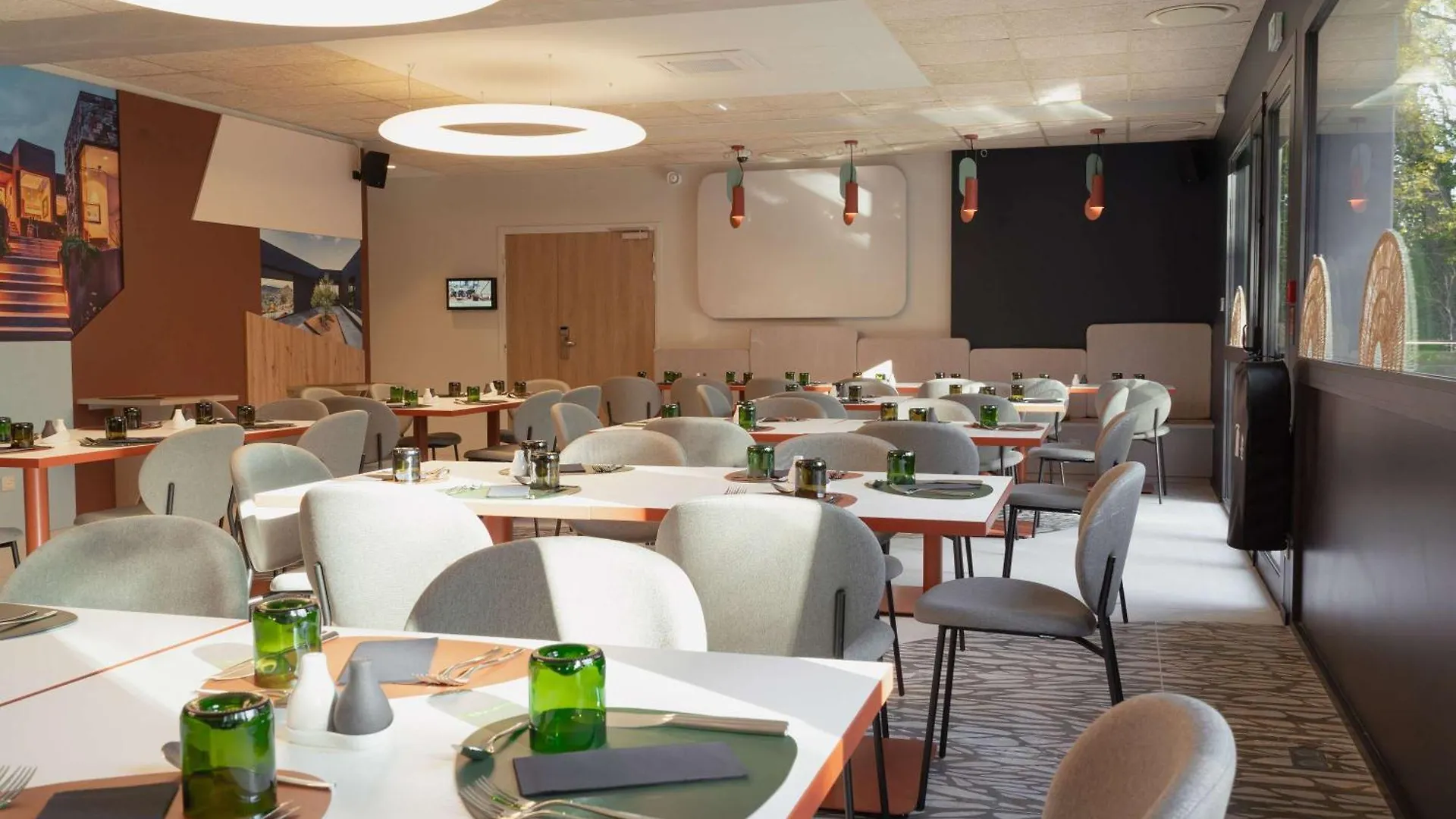 Novotel Valence Sud 4*, Valence (Drome) France