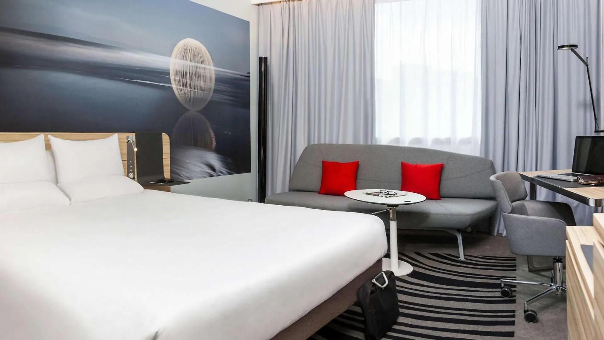 Novotel Valence Sud France