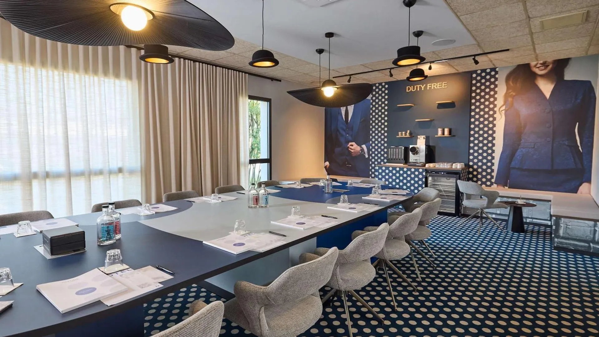 Novotel Valence Sud 4*, Valence (Drome) France