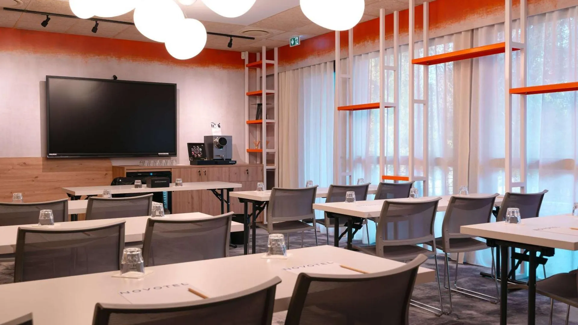 **** Hotel Novotel Valence Sud Francie